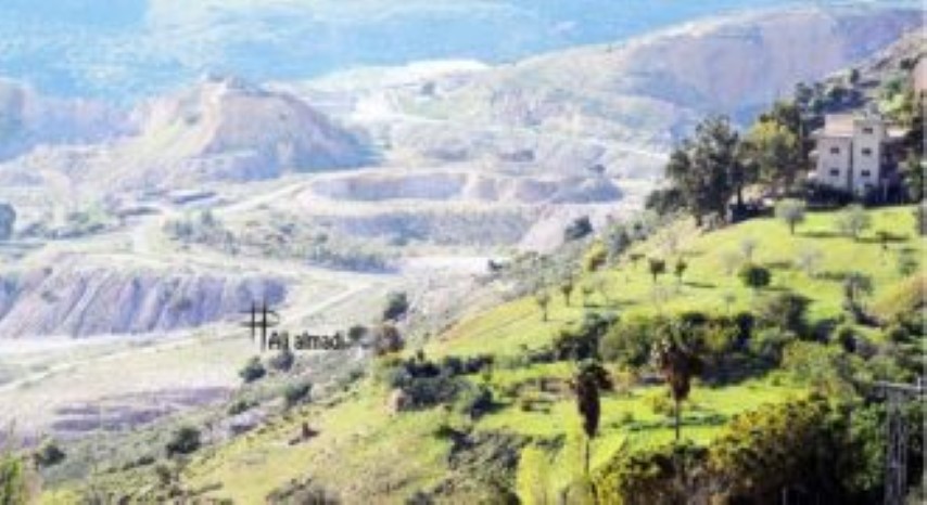 قطعه مميزه  للبيع   ذات اطلاله رائعه على طريق عمان جرش