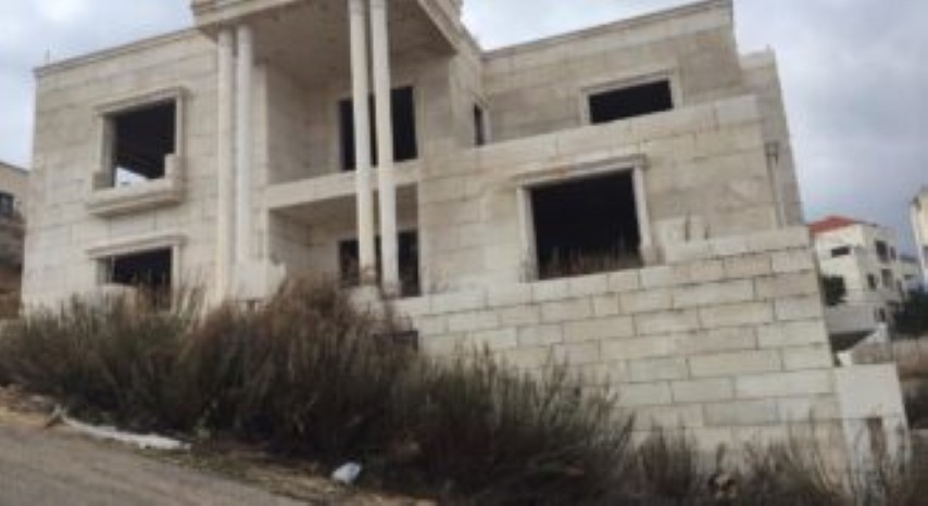 فيلا في ضاحية الرشيد عظم للبيع