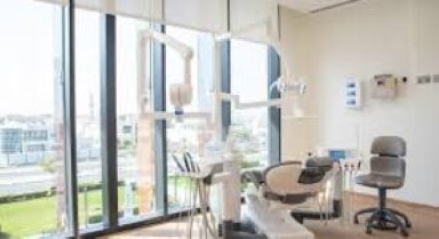 عيادات للبيع في شارع الخالدي