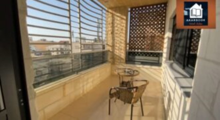 شقة مميزة في حي الصحابة للبيع