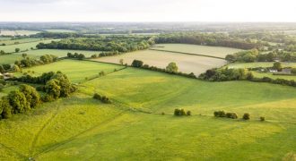 قطعة تجارية مميزة في اراضي عمان/ المفلوف الشرقي تصلح للاستثمار