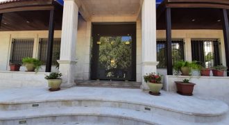 فيلا مستقلة للبيع في حي الكمالية