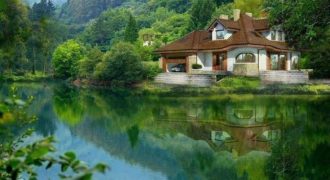 قطعة مميزة في شمال عمان /دابوق تصلح للاستثمار